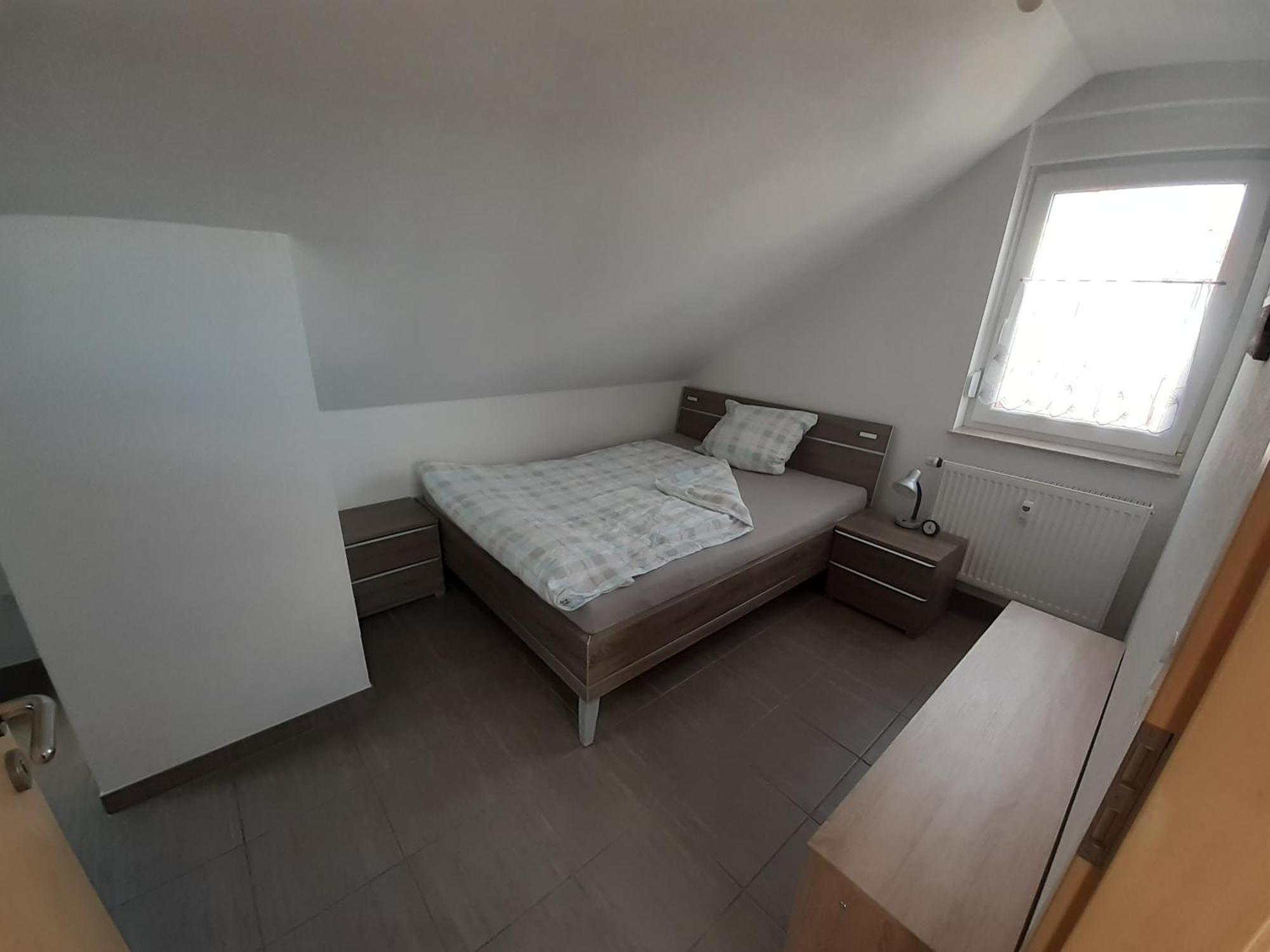 Fewo Steinhohle, Dg 45Qm, 1 Schlafzimmer & 1 Wohn-Esszimmer Mit Bett Sulzbach am Main Zewnętrze zdjęcie